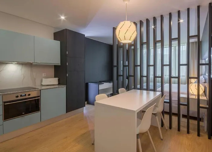 NEW!! Galé 406 Center Apartment (wifi, parking)